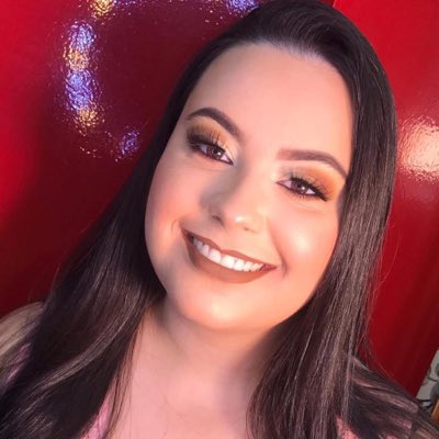lNinna's tweet photo. #NovaFotoDoPerfil https://t.co/gLl04xYmL2