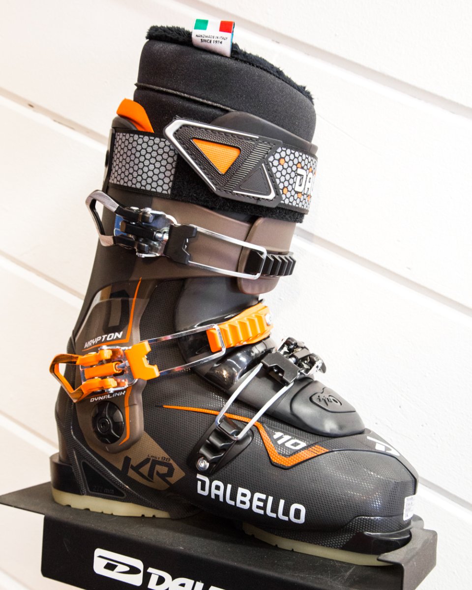 Spread some love and tag your shopping buddy!