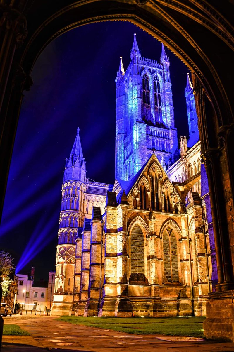 🔮💙💫🧘🏼♀️🌻🌙🧜🏼♀️♊ tweet media