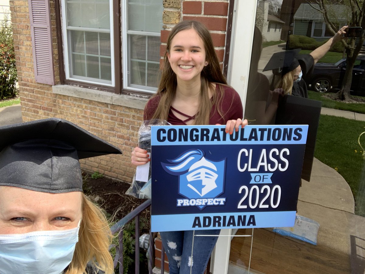 PHSSociology's tweet photo. So much fun delivering items to Class of 2020 🎓@District214 @KnightsofPHS #214Grad #214ShoutOut https://t.co/XU2KD7aQmE