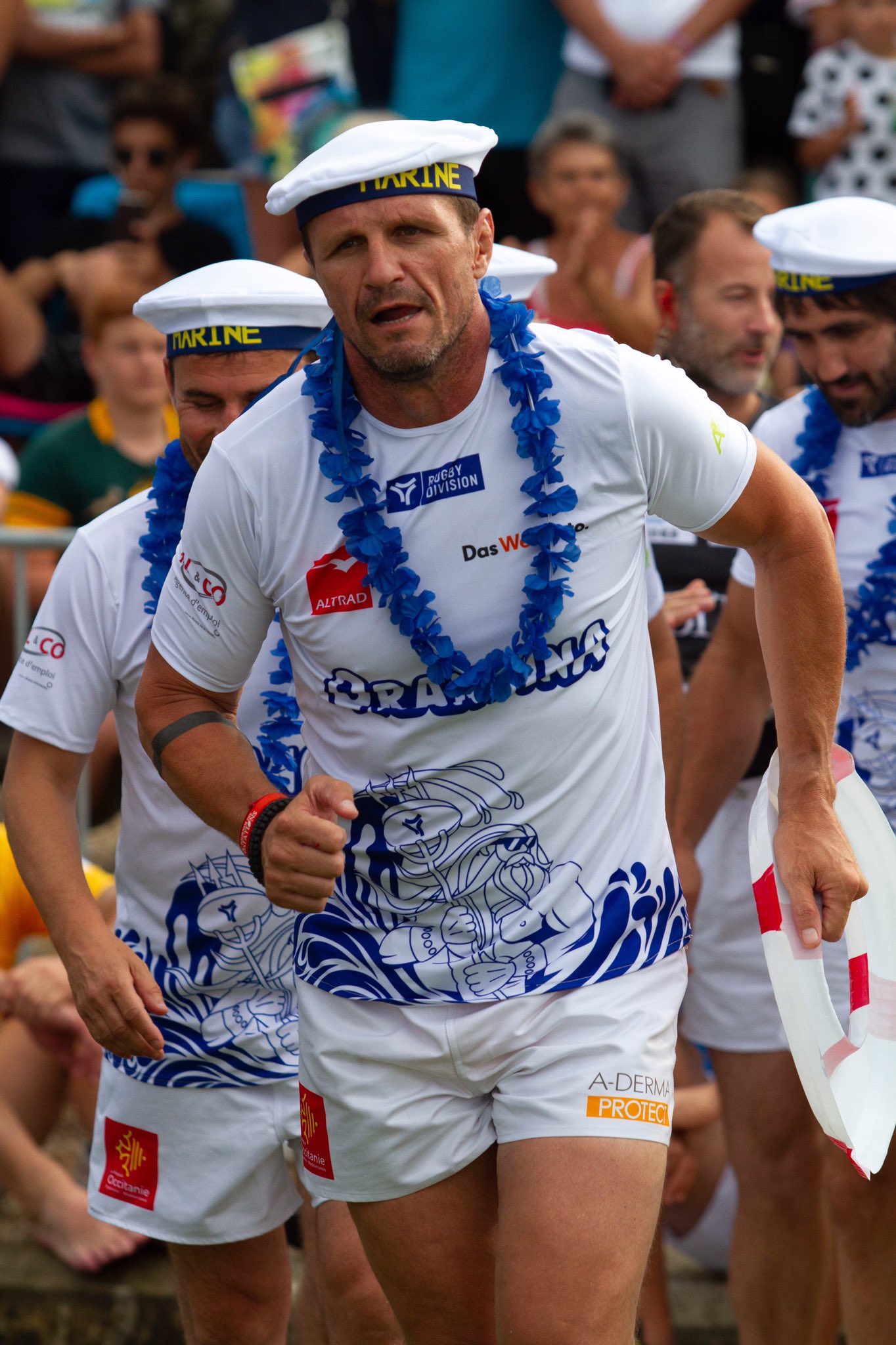 Waterugby Sud De France على تويتر La Team Waterugby Souhaite Aussi Un Joyeux Anniversaire A Gilles Belzons Alias Bebelle Hate De Te Retrouver Autour De Moments Conviviaux Au Waterugby