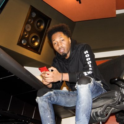 S Dot  (Dot N Pro) tweet media