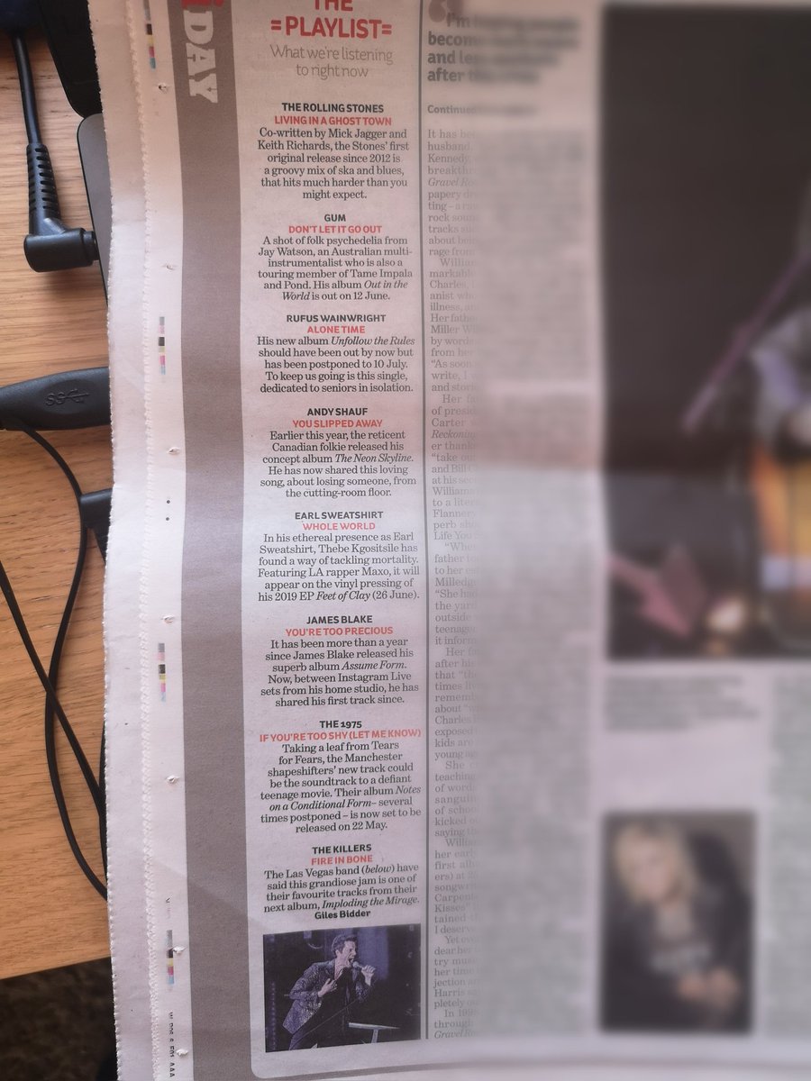 giles bidder tweet media