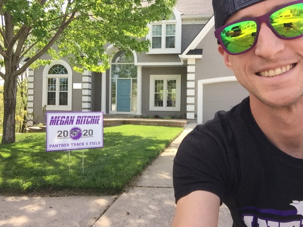 panthers_TF's tweet image. Thanks Megan! I will miss you vaulting and hurdling next year! I will also miss you in Computer Science Class! #keepOnCoding