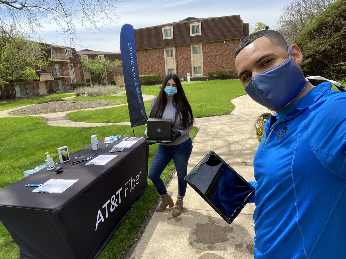 Somerset Park! It’s a beautiful day today to go outside, set up a table and offer solution to our community staying at home. Working from home?#WeGotYou AT&amp;T TV, Fiber And Wireless on a single visit. <a href="/b_rothblott/">Bill Rothblott</a> <a href="/PaulaVofGLM/">Paula</a> <a href="/TomMonahan10/">Tom Monahan</a> <a href="/fjdevereux/">Fred Devereux</a> <a href="/ninwehhh/">nin</a> <a href="/GreaterLakesMkt/">Greater Lakes Market 🌊</a>
