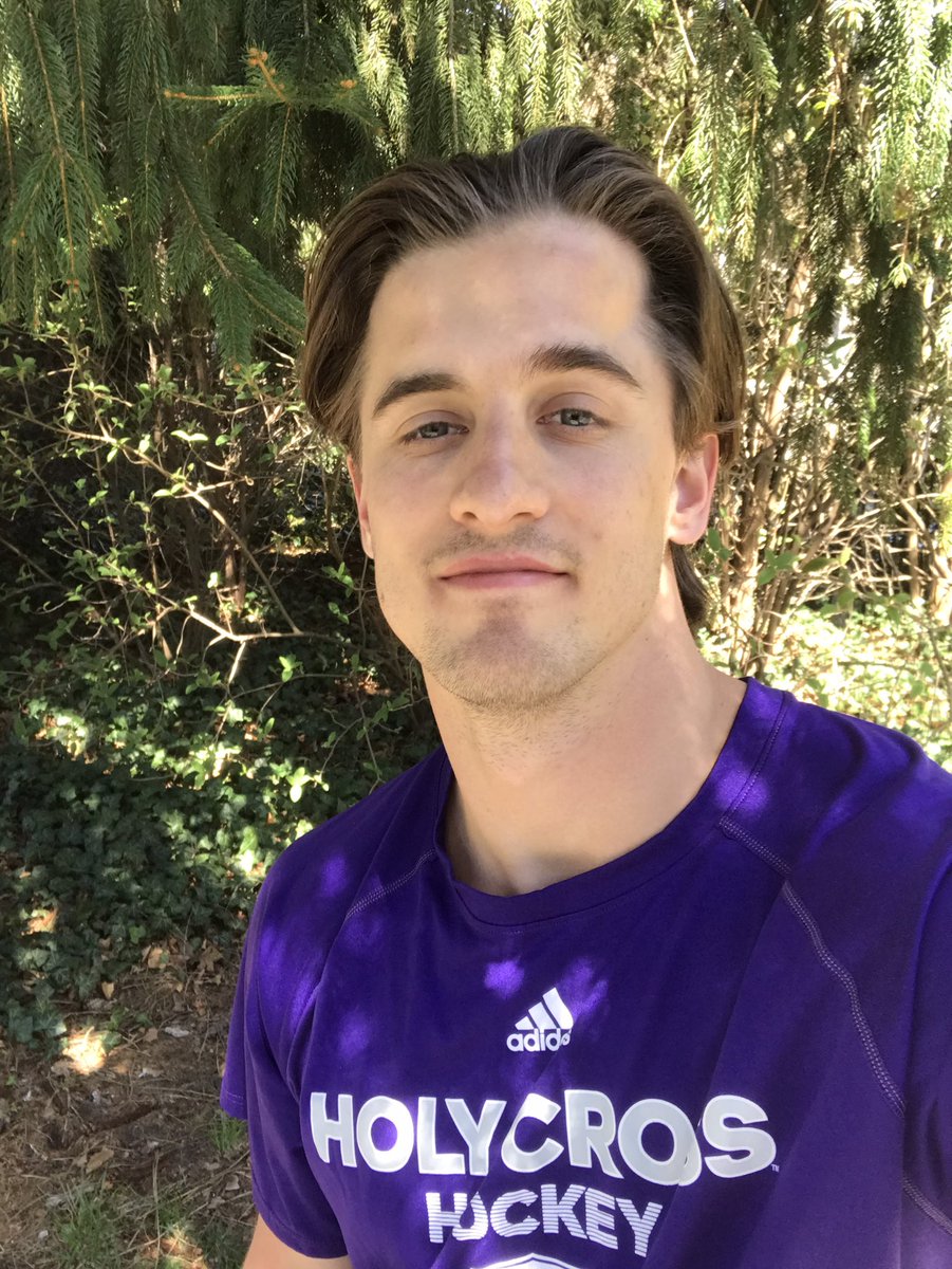 petekessel's tweet photo. Purple Friday!! @HCrossMHockey #HCTogether https://t.co/mEgnTUOr6Z