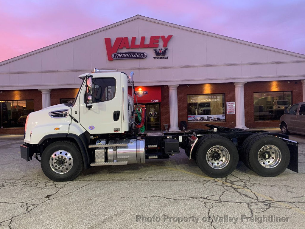 Valleyftl's tweet photo. New 2020 Freightliner 114SD Tractor, DD13 Engine, 450 Horsepower, Allison 4500RDS, 5 Years Detroit Connect Base Package Included. #freightliner #114SDT #valleytruckcenters #detroitengine #virtualtech

https://t.co/gM7ln9I3BT

Call 216-267-4800 https://t.co/tjKfz9Ym7i