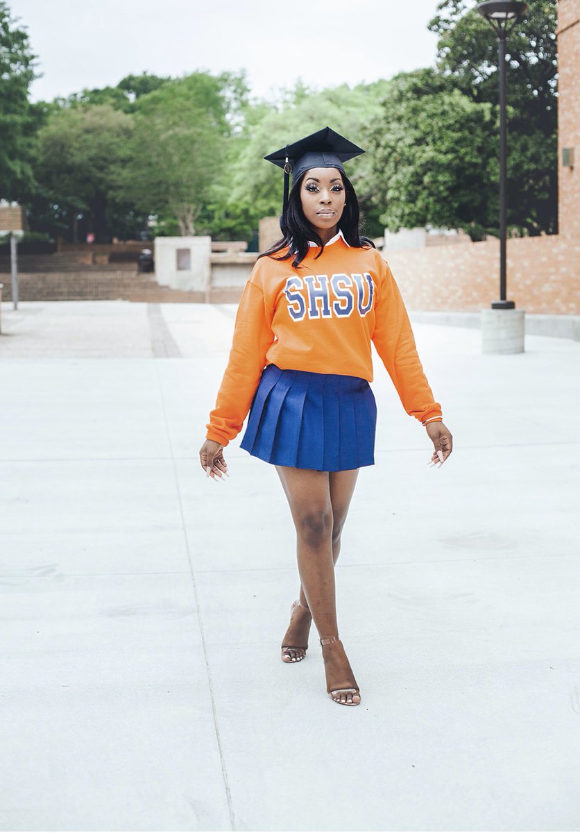 thetaymoore's tweet photo. My senior year certainly didn’t end as planned, but I will be forever grateful for the wonderful experience and memories of undergrad.

Taylor Moore, BBA. The price has gone up honey!

A toast for whenever COVID-19 let’s me grace the stage🥂

#AlmostFiniSHed https://t.co/lGXmmksIZY