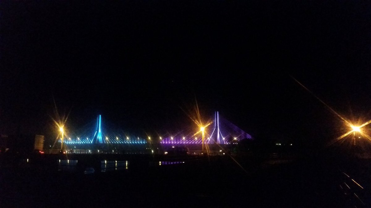 nickspartan01's tweet photo. Very soon Uganda will light up again,will be able to get back to work & be free to roam around it's beautiful sceneries. This is the 5th longest bridge in Africa ,one of the greatdesign works of our very Own Ugandan David Luyimbazi #VisitUganda #sourceofthenilebridge #LabourDay https://t.co/jV707jPFfw