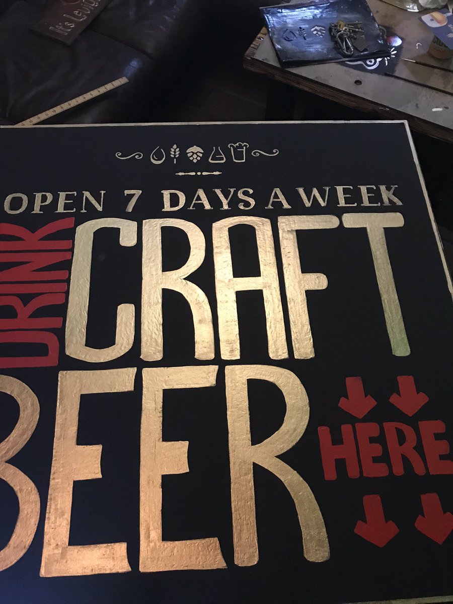 HouseAbbot's tweet photo. One more done! Very happy with result! Thanks to @vibesandscribes for paint! https://t.co/9m5jnJPwmz