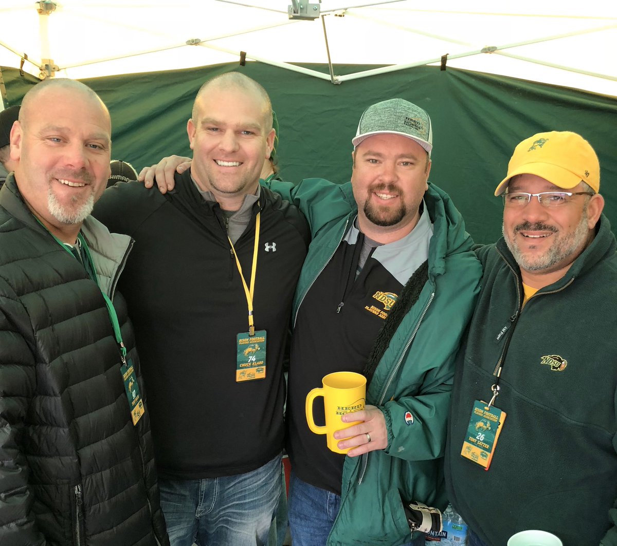 Coach_Entz's tweet photo. #Fargo in the fall, you must think #Tailgating. Starting Friday, 30k fans show up to what has become a national experience. Saturday’s w/@NDSUfootball, the “Strength of the Bison is the Herd!!”
Ranked #4 for Tailgating Experience - 2019, @247Sports
#NeverInvited #FargoFriday https://t.co/EMtHrnvoEB