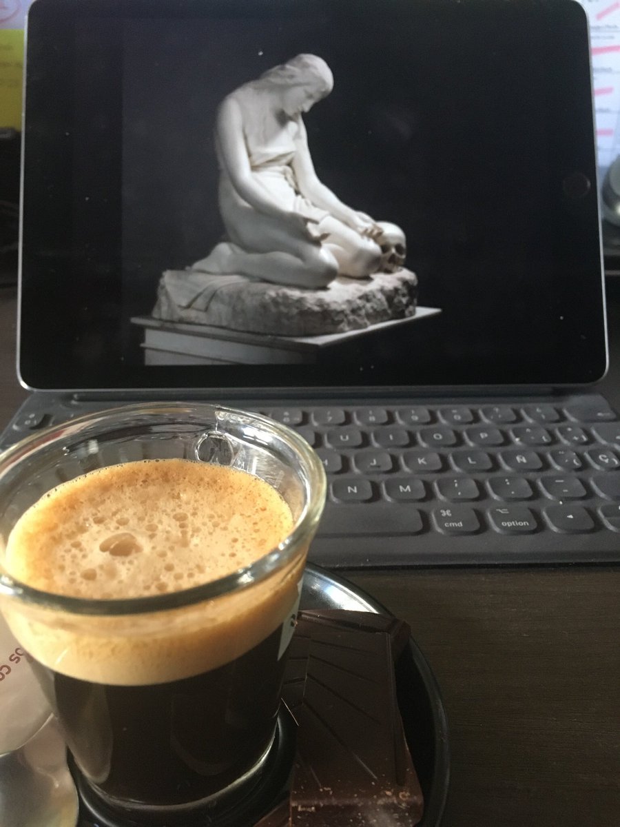 Helenayya_'s tweet photo. Ayer tomamos el café con Damià Forment, efectivamente. Con quien lo tomamos hoy? #CafeconArte https://t.co/NWL3ULrpA8