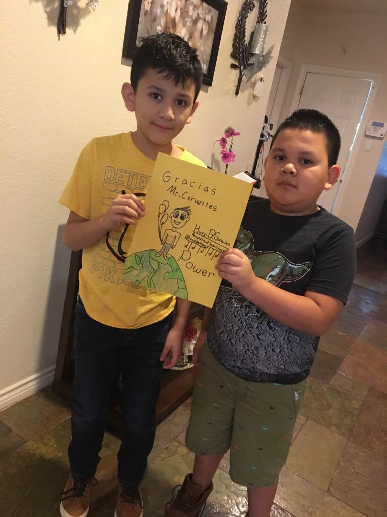 SANCHEZMARIA76's tweet photo. Happy National Principal’s Day to our shiny and wonderful ☀️Mr Cervantes ☀️ @PrincipalRey @HBGonzalezPLA @CalaviaSergi @DISDespanol #athomelearning #GPLAStrong Virtual hugs from Christopher and Jose Bonilla. https://t.co/psUT9jueHp