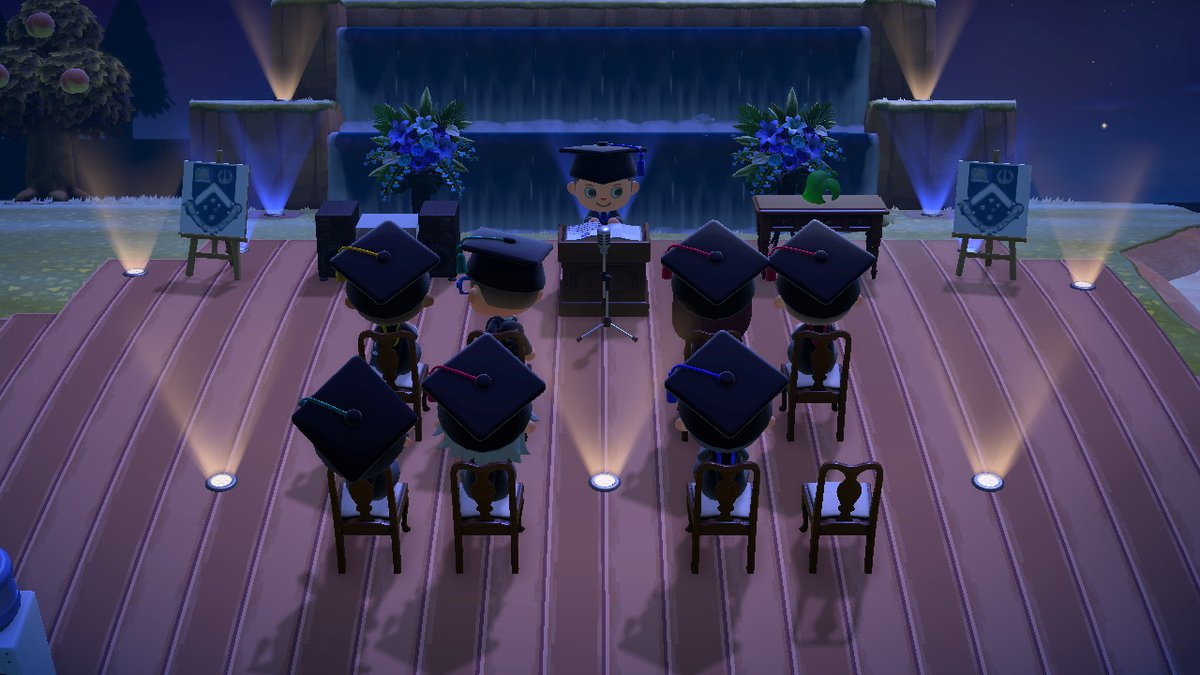 ryucchi8's tweet photo. Our friend's graduation was postponed, so we worked together to hold one for him in #AnimalCrossing from #MonashUniversity
From flower stands to custom designs, we put in a lot of effort 😊

#AnimalCrossingNH #NintendoSwitch #AnimalCrossingNewHorizions #graduationcheck https://t.co/8RDQ3KZR6b