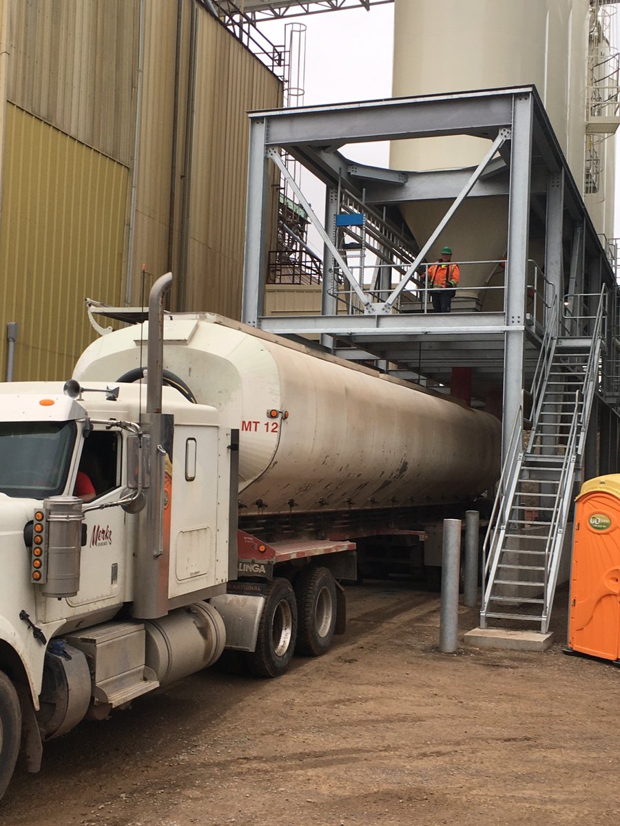 SollioAgri's tweet photo. Thank you to all our employees who tirelessly continue to hold the fort in our mills in the Atlantic provinces by loading haul trucks. https://t.co/gI3AFn3fon