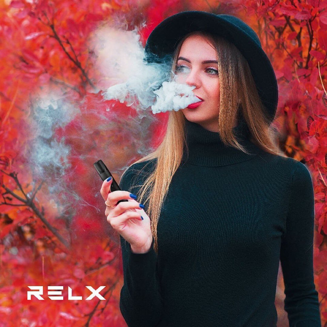relaxertech's tweet photo. #Covid_19 #WeekendShop Let RELX take you to every season, to everywhere... explore the mystic RELX on https://t.co/SATnu0sLNu⚡️

#FridayFeeling  Bundles now offer in sales condition! RELX here to invite you to try😉 #FeelGoodFriday https://t.co/UsxcqWFMQo