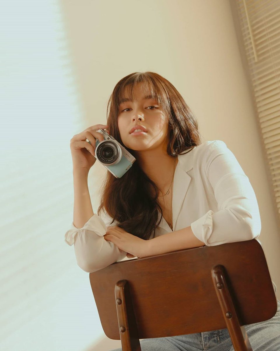 LOOK: Stunning Liza Soberano for #FujifilmXA7 🔥😍😍😍

Photography: <a href="/shairaluna/">Shaira Luna</a>