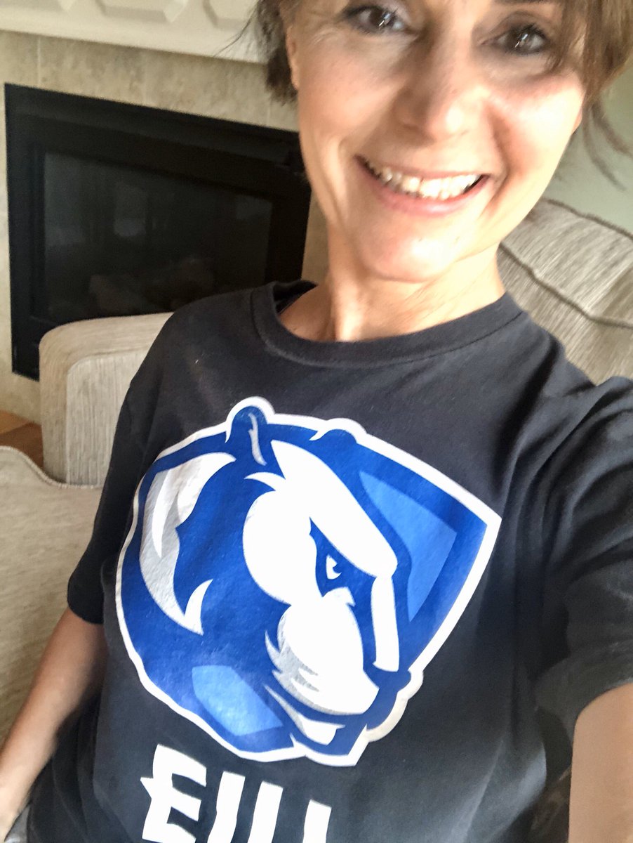 Jenniferturek2's tweet photo. #IDecided EIU. May 1st College Decision Day. https://t.co/8yumBmDihZ