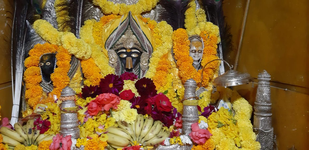TriambakSharma's tweet photo. My best wishes to all the countrymen and people of Mata Baglamukhi Jayanti. https://t.co/rlgev9dJzr