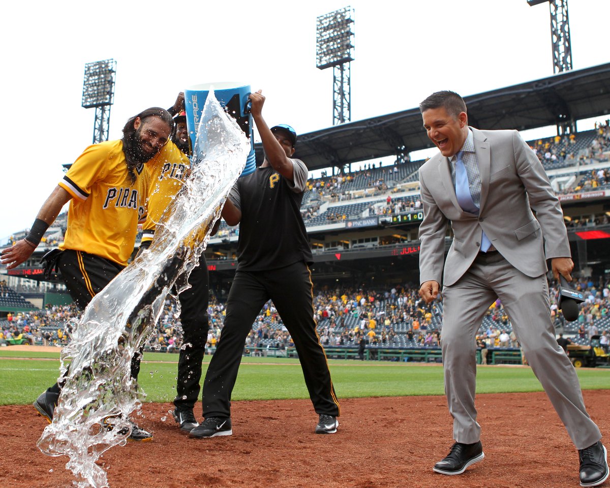 DHPhoto11's tweet photo. Quarantine tip of the day: Be sure to shower regularly while in quarantine. #IMissBaseball #LetsGoBucs #MorePowerForMe #Quarantine https://t.co/DdqnHEJXGK
