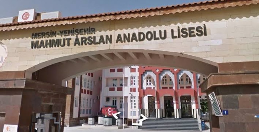 Mahmut Arslan Anadolu lisesi. Mahmut Arslan bey tarafından okulun temeli makarnalar ile atılmıştır. Zeki ama ders çalışmayan öğrencileriyle tanınır."Mahmut Arslan in kızları taş gibidir abi yha" diye bir hurafe de vardır.Okulun sembol isimleri ise Abdurrahman işlek ve Serdar abi.