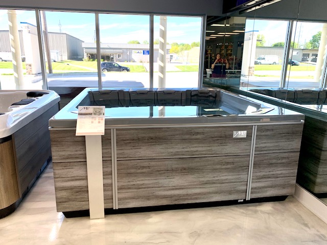 swimthings's tweet photo. Visit our spa showroom to check out the new Bullfrog Spas M Series on display. #BullfrogSpas #SwimThingsHotTubs https://t.co/5smunQde1X https://t.co/Fu9CPwE6no