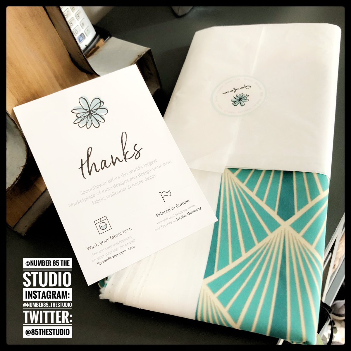 85TheStudio's tweet image. Best way to end the week @85TheStudio with delivery of fabric i need to finish projects. @Spoonflower @SpoonflowerHome you did not disappoint the fabric is gorgeous. Can’t wait go crack on over the weekend now. Stay home stay safe everyone. #spoonflower #deco #fabric #upcycle