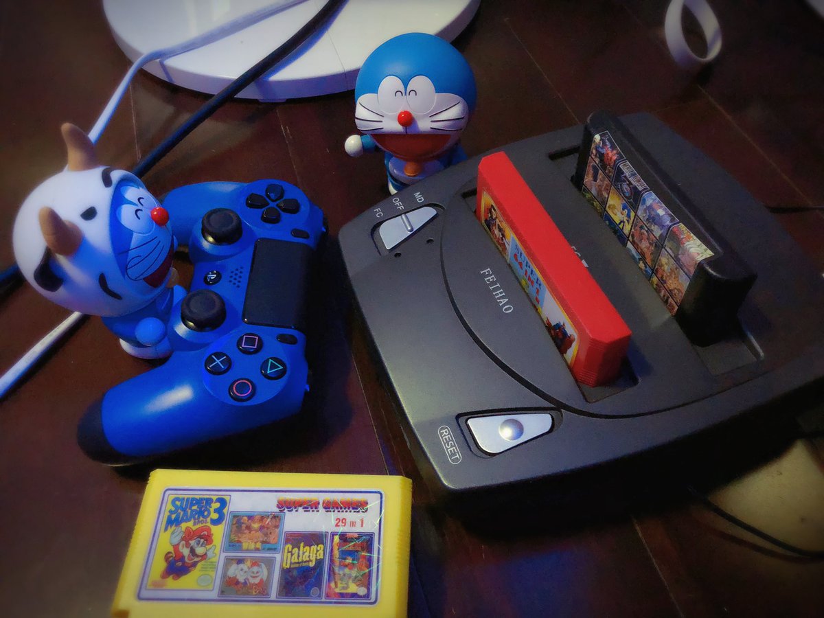 lamp on the table tweet media