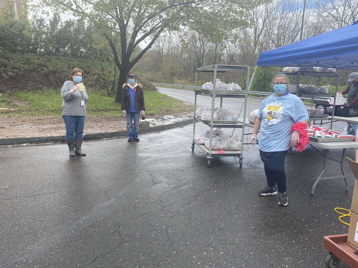 Proud of our School Lunch Heroes who fuel our learning! #ehpsshining