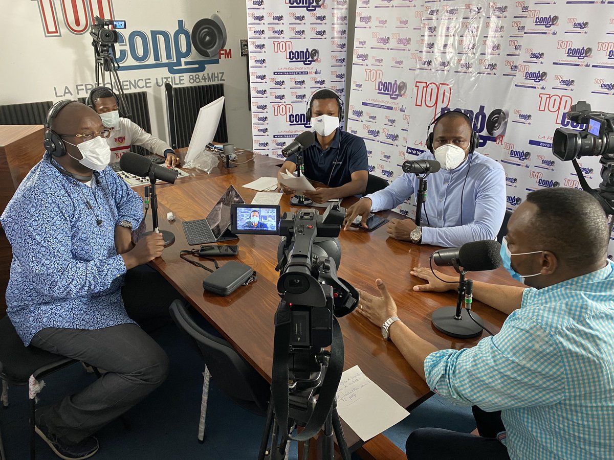 TOP CONGO FM on Twitter: "Émission LE DÉBAT en direct du studio Maître Kayi  avec le ministre de la santé, le docteur @LongondoEteni @lusakuenoc  @ThierryKambundi @Tresorkiyombo @MinSanteRDC @Presidence_RDC @PrimatureRDC  #RDC #DRC https://t.co/bj4lqgvxk6" /