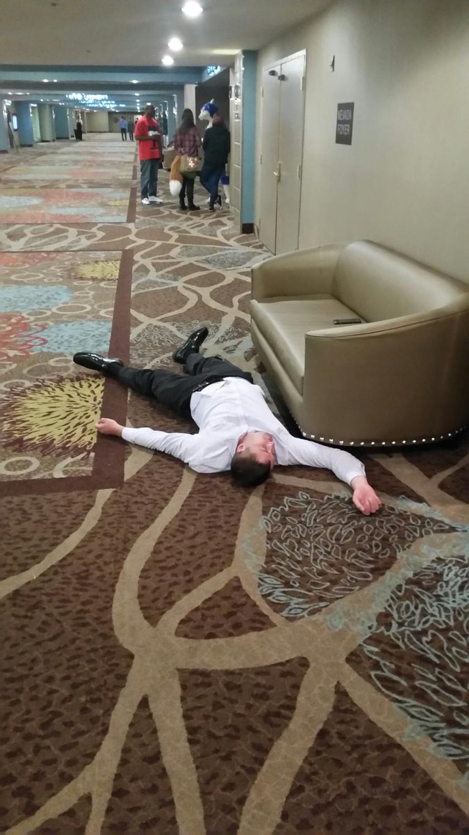 panictehnawt's tweet photo. We still doing BLFC memories? #BLFC2017 #PrayForHim https://t.co/GUvFuHOB9f