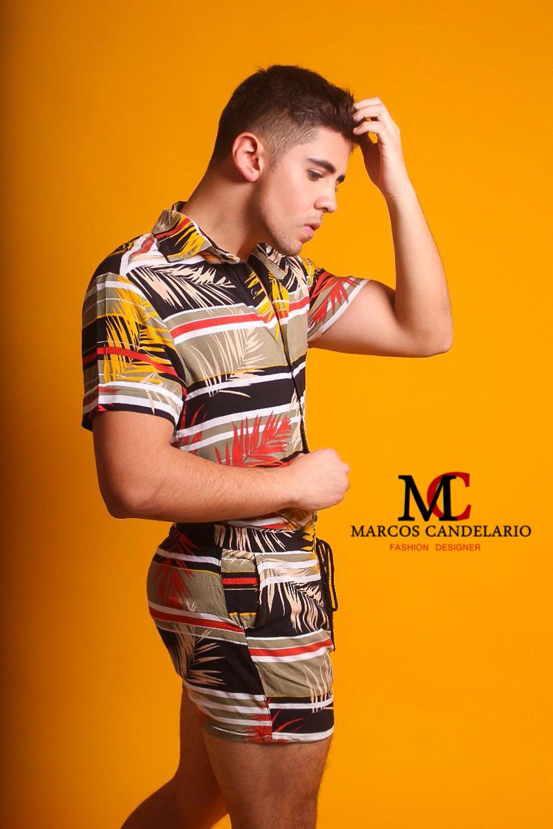 marcosfashion's tweet photo. Modelo: @rinconcesarcruz
Photo: @michelgarciamx
.
.
.
.
.
.
.
.
#menswear #blackandwhite #menstyle #mc #marcoscandelario #photography #cesarcruz #modacolima #colima #fashionblogger #male #conjunto https://t.co/nzVpvk2O4N