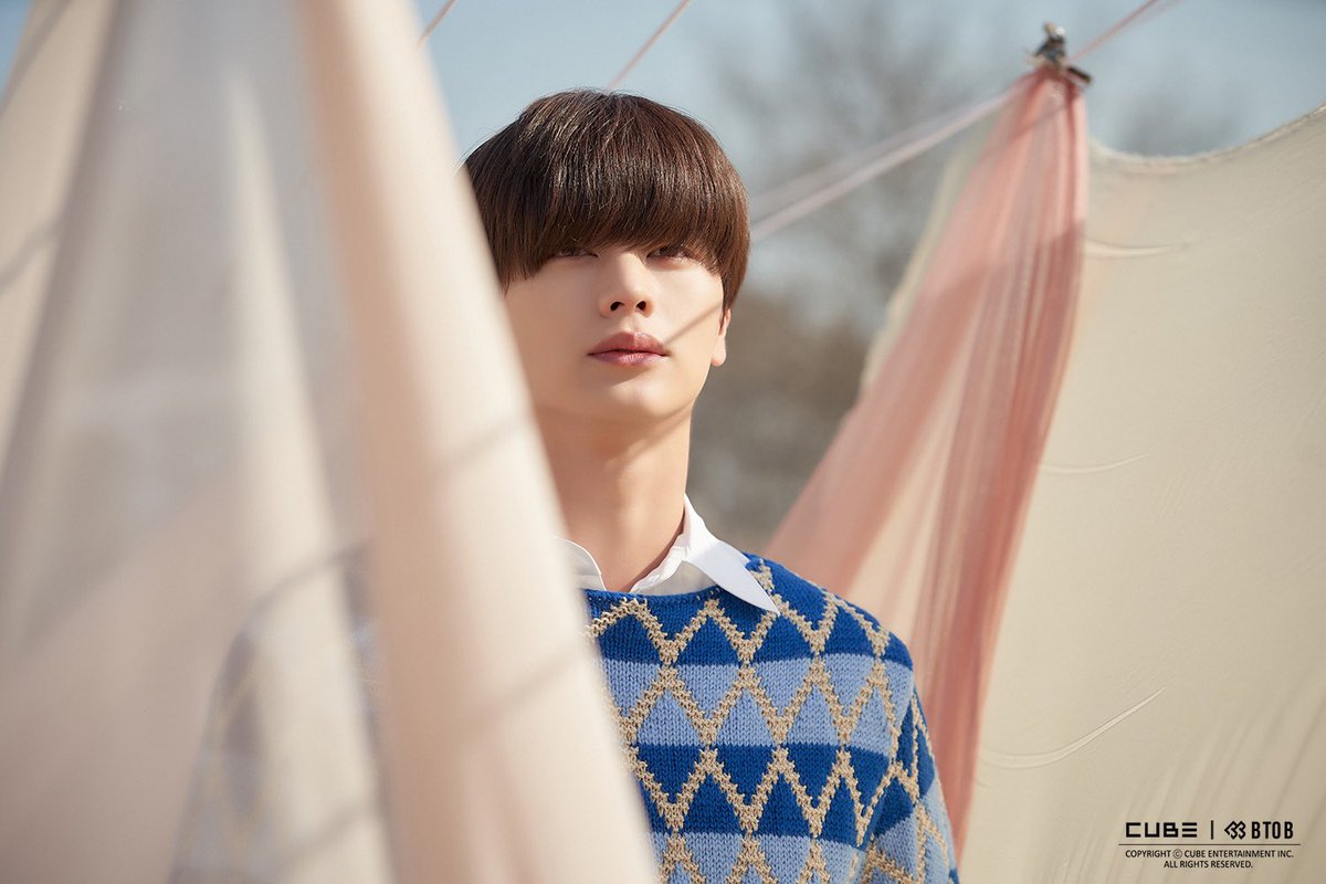 REINA_MELODY_7's tweet photo. #육성재_생일파티는_쌍갑포차에서 https://t.co/SO28vAHegI