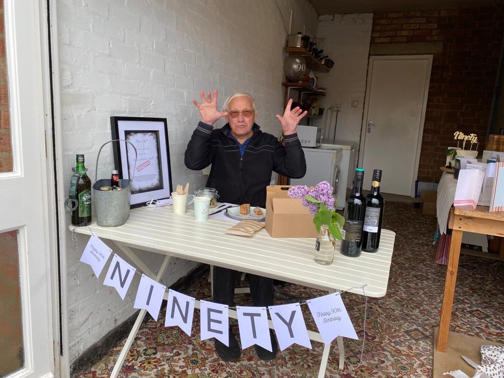 scarletsh_'s tweet photo. Kicked cancers ass and a 18 months on your celebrating your 90th birthday!! Happy Birthday Pops! His whole street has put up decorations and is out celebrating with him🥺♥️ https://t.co/77G9iWCk7q