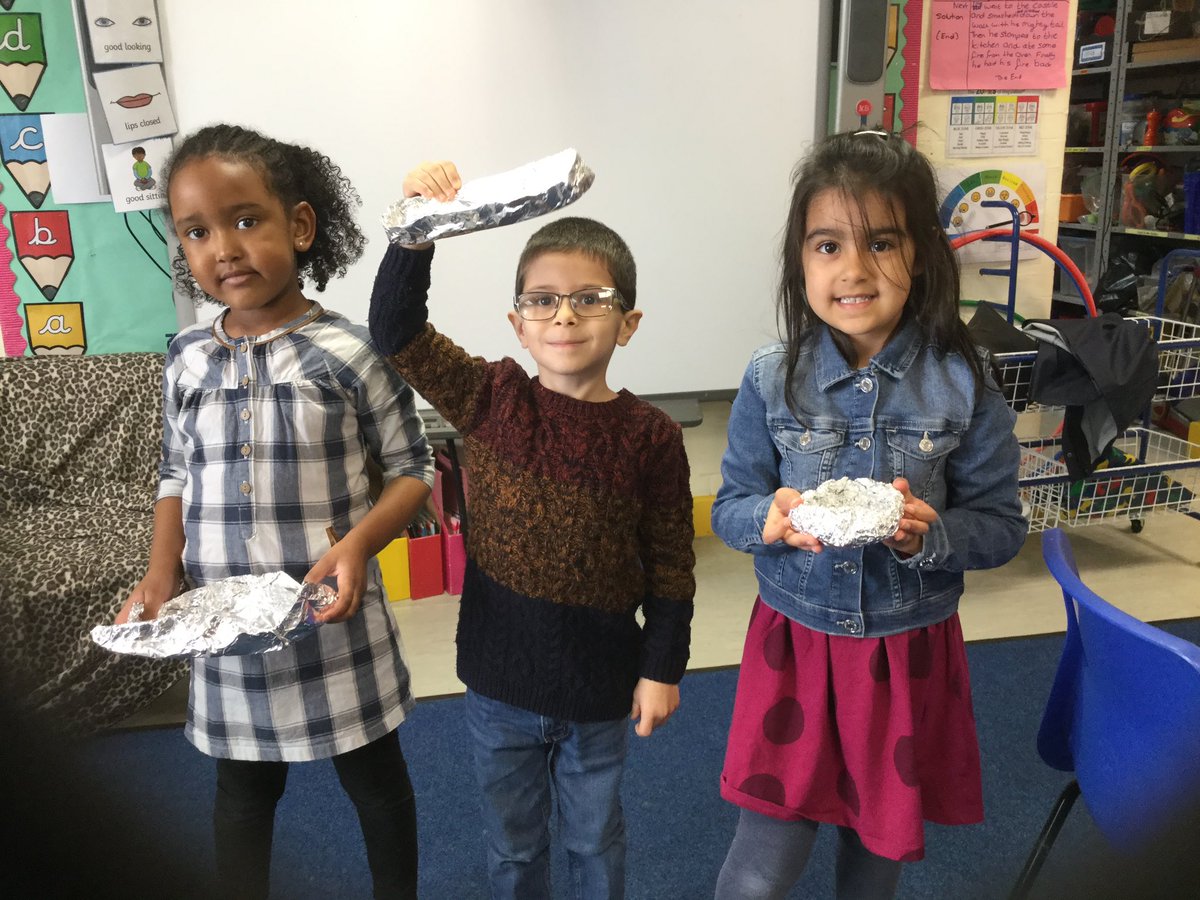 windrushprimary's tweet image. This morning our children tasked to make boats that would float and then tested to see how many cubes they could hold. The children had a great time and laughter filled the room. #kidsofheroes #boatchallenge