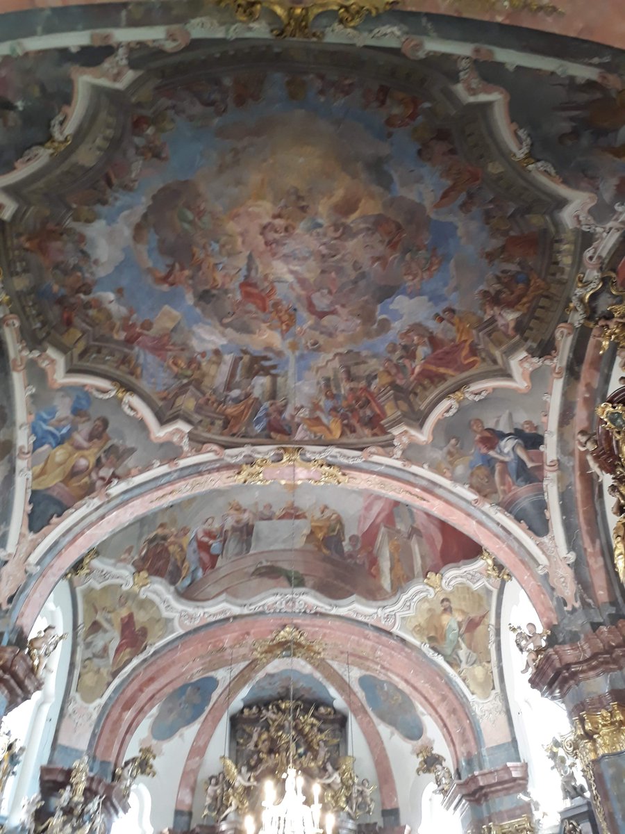 MissAdamson1's tweet photo. Today's photo challenge is something up high. Prague has the most beautiful buildings, I have ever seen 🕍  Here are a few of the most stunning sights 👀 
@Kirkcaldywestps https://t.co/2pVoe2rExX