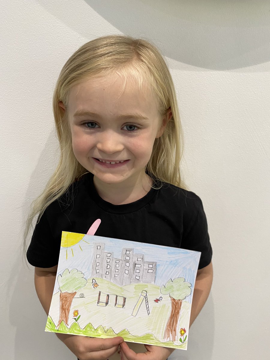 Gemmalangman's tweet photo. @GorseyY1 A postcard from Beegu #gorseyfromhome #homeschooling https://t.co/gFK0PiLTqJ