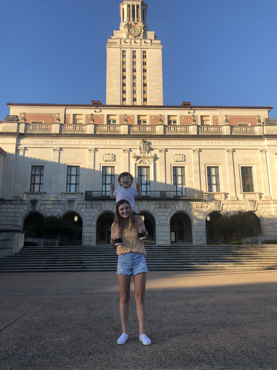BlueTxSky's tweet photo. hook ‘em! 🧡#MyTexas #UT21 https://t.co/Uj1ZY8ivPB