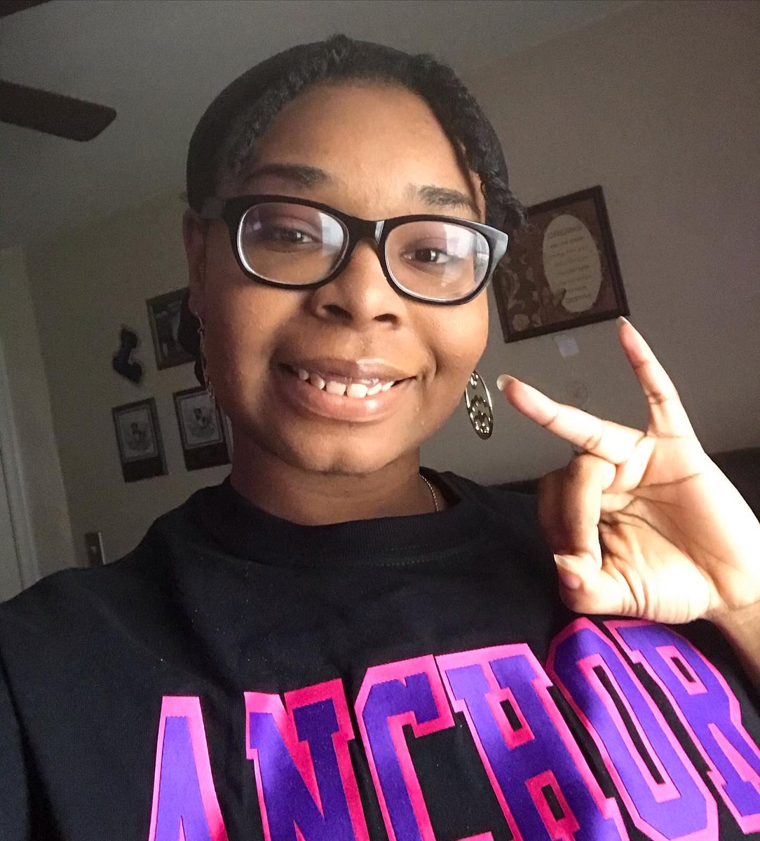 vstategammas's tweet photo. 🗣 #MeettheNeos ! 😊This is the Anchor of the E.U.P.H.O.R.I.C. Epsilon’s Line, MiKaela “L.I.L.A.” Beckton💜💗! Tune in at 1pm for a yoga video and a smoothie recipe 💪🏾🥤! Also check our Instagram to know a little bit about her😁
#vstate #vstate21 #vstate22 #vstate23 #vstate24 https://t.co/BqUCIaKJ8v