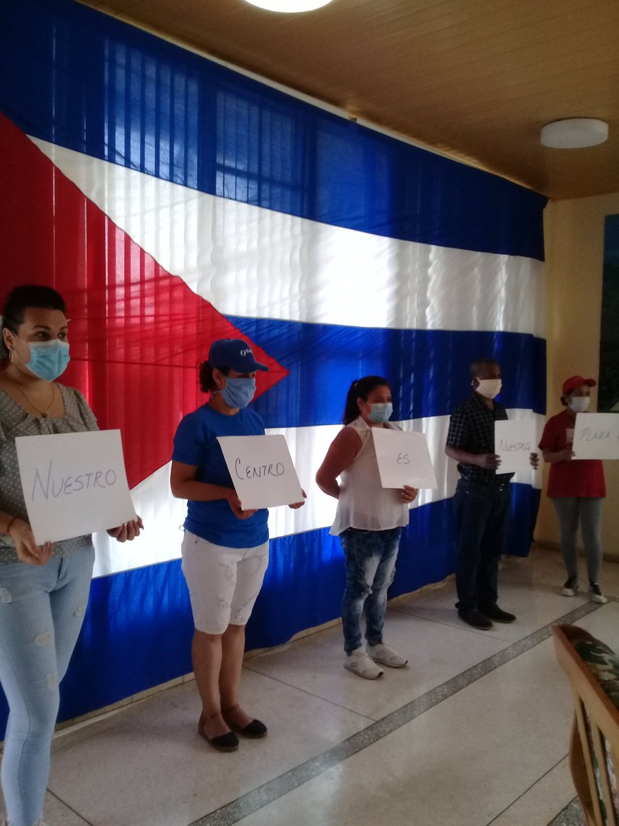 LizardoSnchez1's tweet image. Trabajadores de #Novatec #MedSol #BioCubaFarma, celebran el #1deMayo produciendo medicamentos para el pueblo. #CubaEsSalud #CubaSalvaVidas.