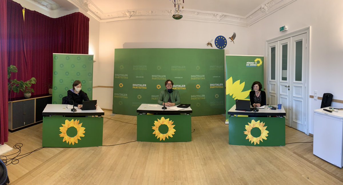 MiKellner's tweet photo. Test in der Sendezentrale - digitaler Parteitag #umschalten https://t.co/bAwsnyQh8U