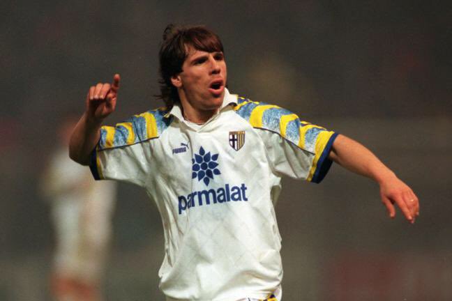 Day 24. It’s another one from C4 and Gazzetta Football Italia with  @acjimbo This time from November 1994 featuring Parma’s Gianfranco Zola  