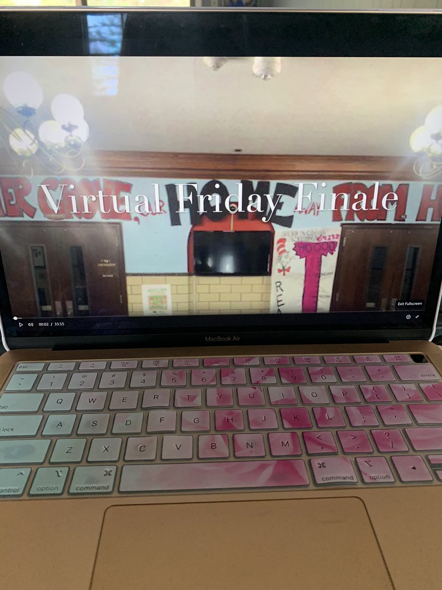 MrsScism13's tweet image. I enjoyed watching Friday Finale today! Thank you @PrinRodas @trathjen @MissIngmanSC and everyone else who helped make our Virtual Friday Finale so special! I miss my CG family so much! ❤️ #wearecentergrove
