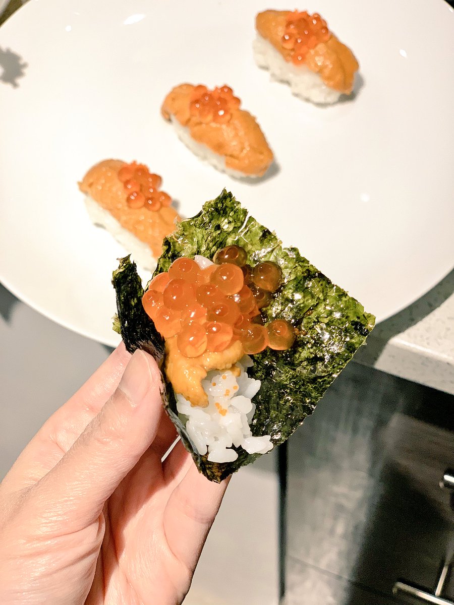 tealatteIG's tweet photo. At home edition • Uni + Ikura dinner •  https://t.co/04cmM70No5 • #meal #athome #vancouver #seafood https://t.co/PVFDTL30sq