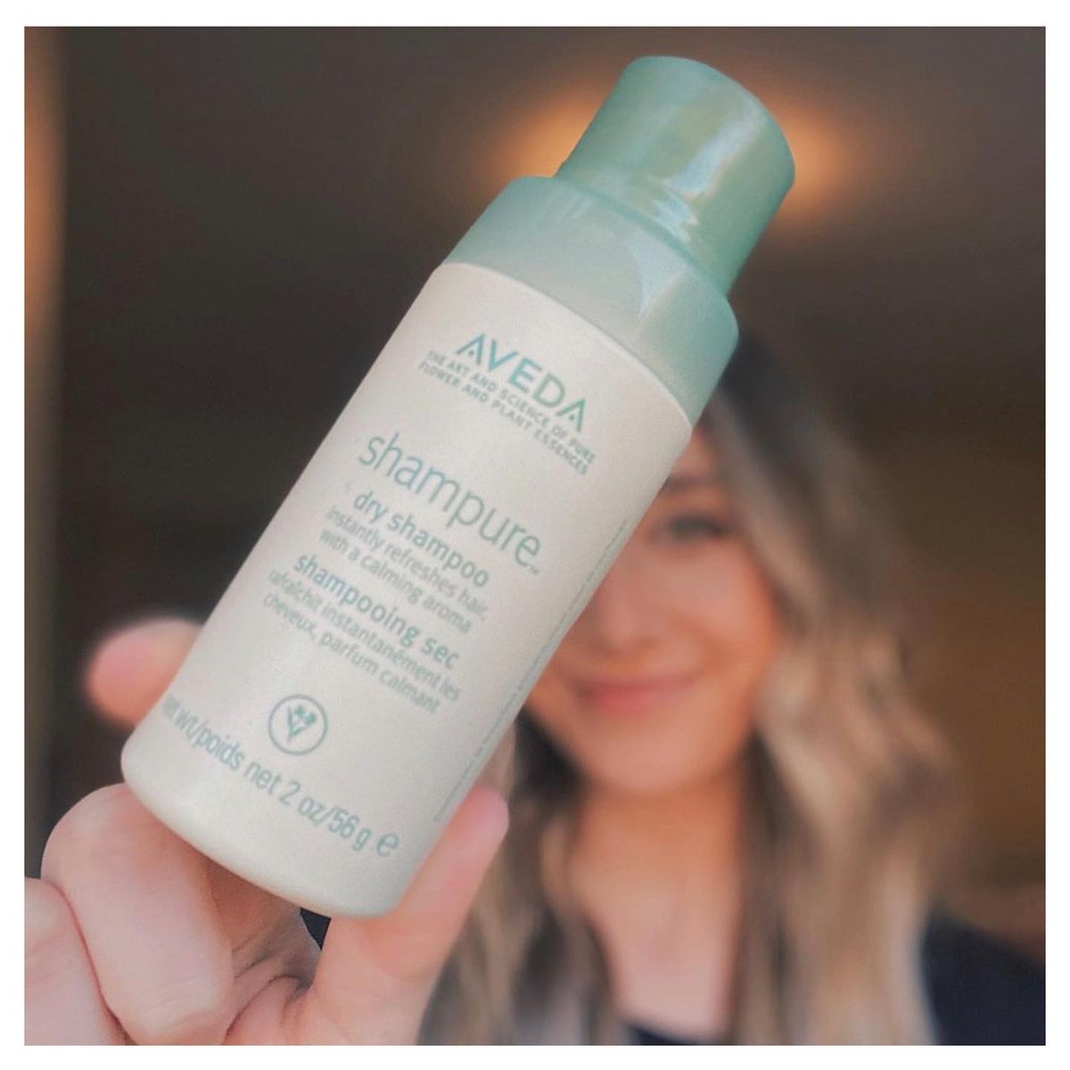 Aveda Shampure Dry Shampoo is one of my all time favorite products!🌿⠀
•It revives my style with every use⠀
•I can almost go a week without washing my hair!⠀
•Easy application and smells amazing!!⠀
⠀
Product recommendation brought to you by 👉 @hairbylayne 👈