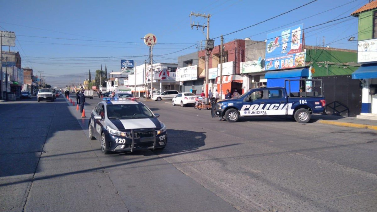dgspm_soledad's tweet photo. #SoledadNosUne #QuédateEnCasa || El @AytoSoledad a través de Seguridad Pública Municipal interviene en el esquema de prevención #Covid19. Nota: https://t.co/1luUJylYof https://t.co/oscTQlghOn
