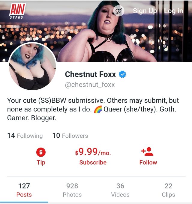 Did you know I have almost 1k photos and almost 40 videos available for you to perv? https://t.co/B5
