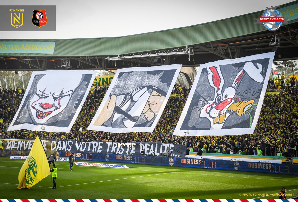 DerbyExplorer's tweet photo. @staderennais @FCNantes @RCK1991 Deux mois plus tard à Nantes, les supporters de la Brigade Loire répondent. "Ils reprennent l'idée du clown dans un triptyque basé sur un célèbre mème internet, celui des lunettes essuyées. (...)

#DerbyExplorer https://t.co/aLUJ0ktSK8