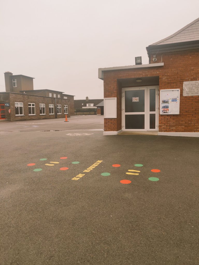 glasheenboys's tweet image. A huge thanks to everyone in our school community for working so hard and finding new ways of doing things. #Feelingproud #Feelinggrateful #Feelingpositive