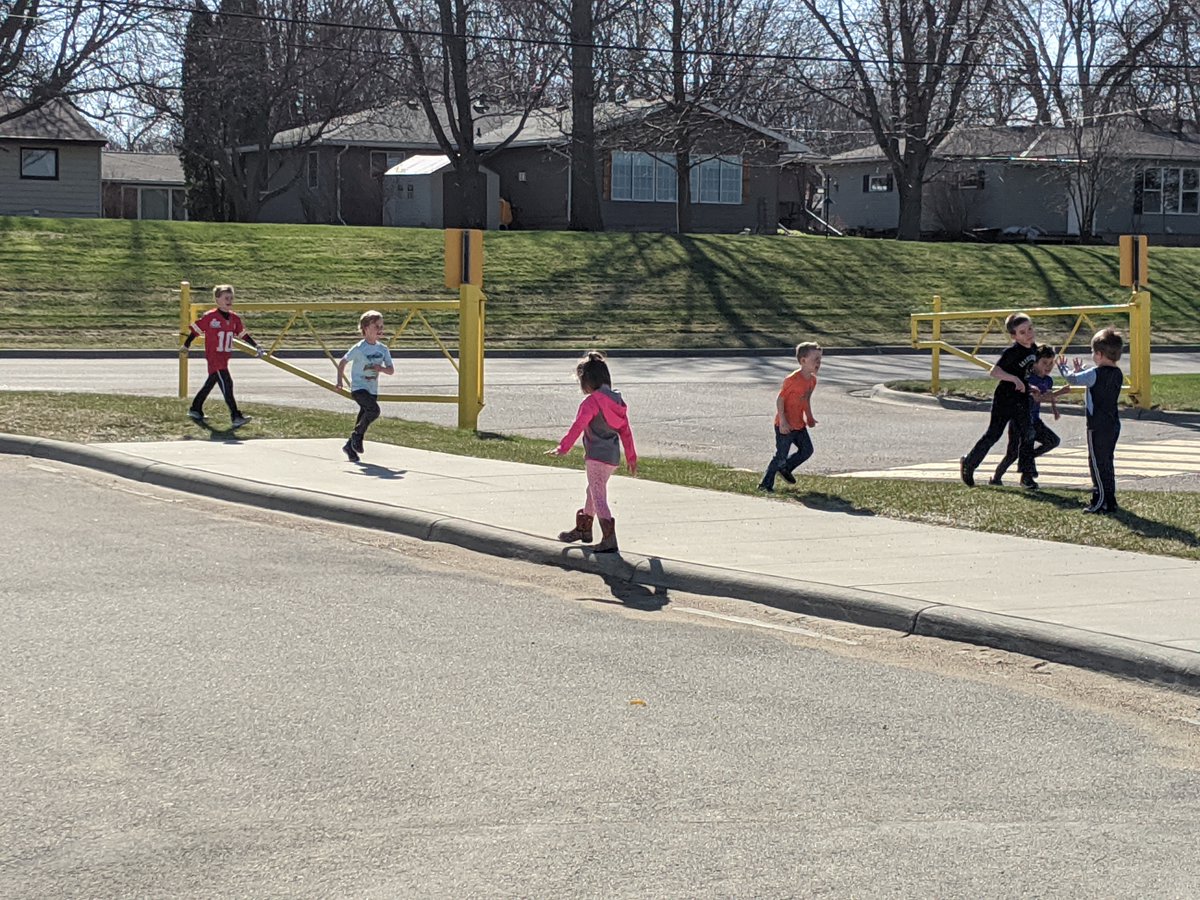 TritonElementa1's tweet photo. Our Cobra Emergency Care during Covid-19 has been busy this week.  Students have gotten the opportunity to Play Outside, Work with Legos, Color Pictures for the Nursing Home, Work on Distance Learning School Work and enjoyed the DC Loins group coming to plant a tree at TES. https://t.co/tXDPQMWuYL